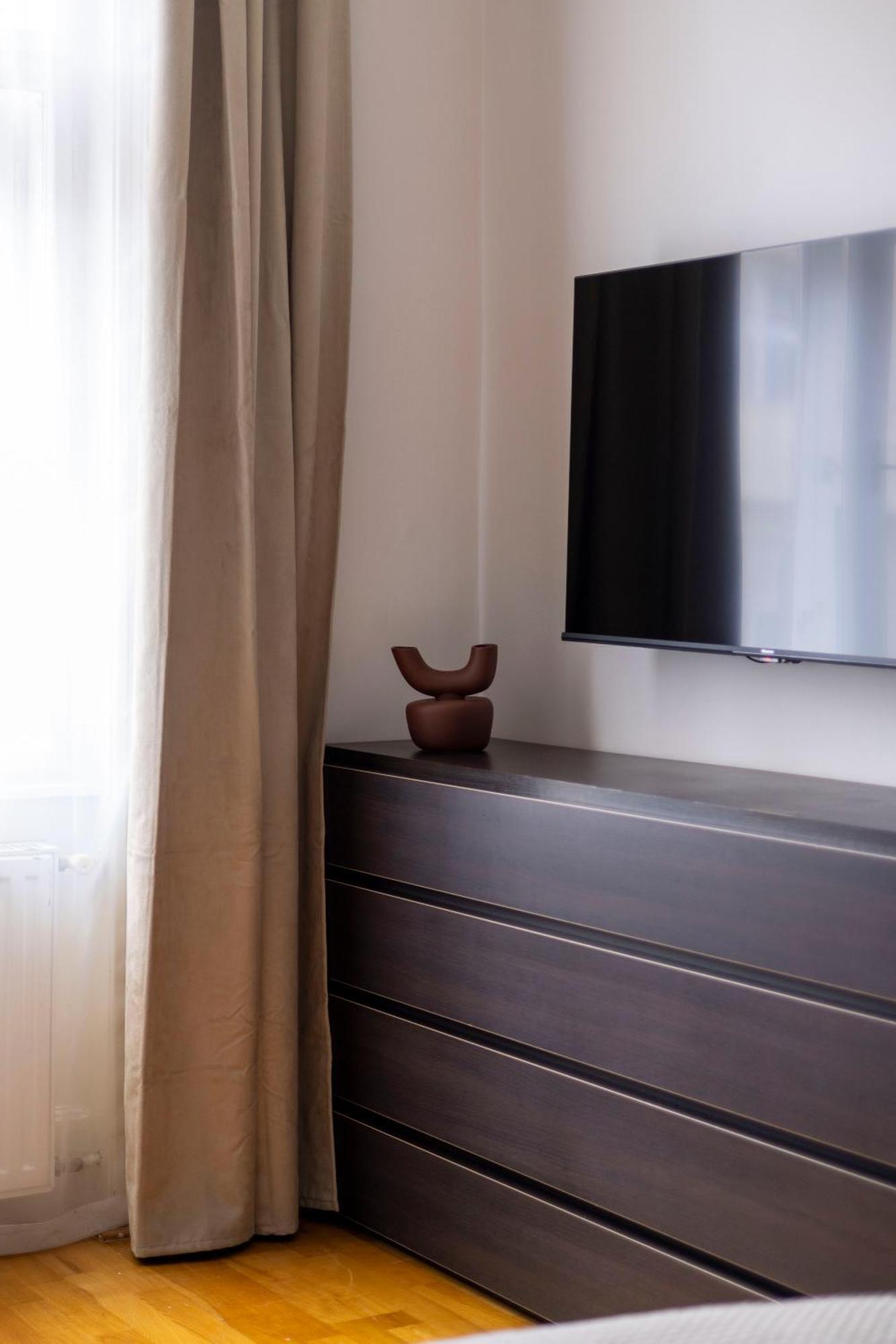 Stylish & Cozy City Center Apartment By Prestige Homes Budapest Exterior foto